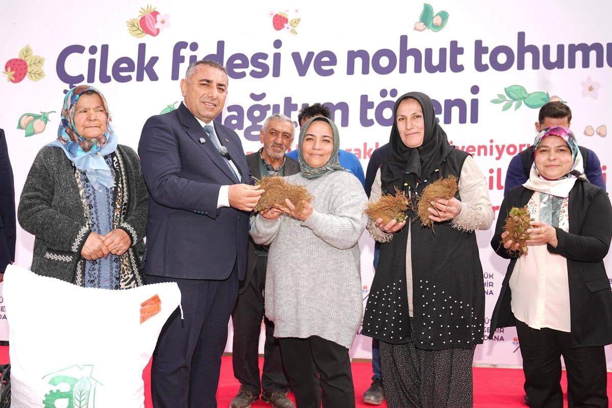Adanalı üreticiye Büyükşehir'den tam destek 