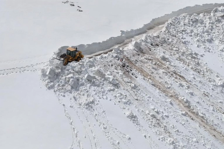 Ordu’da Mayıs geldi, kar bitmedi 