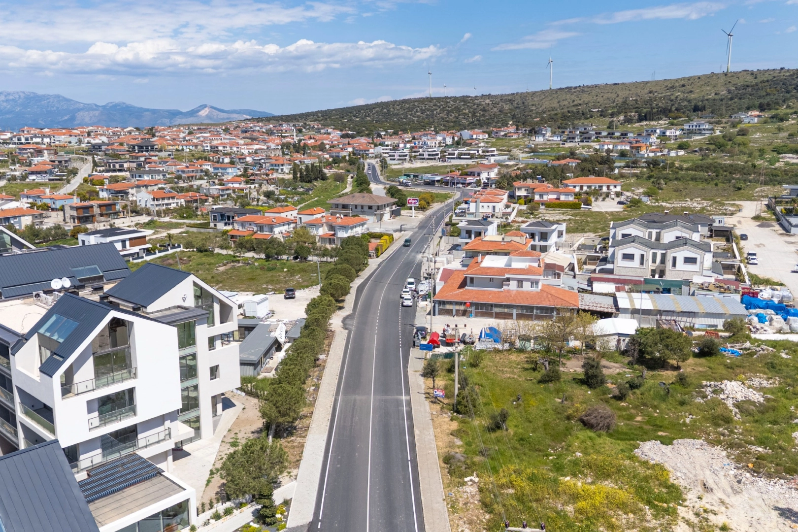 İzmir'de turistik yollar baştan sona yenileniyor 