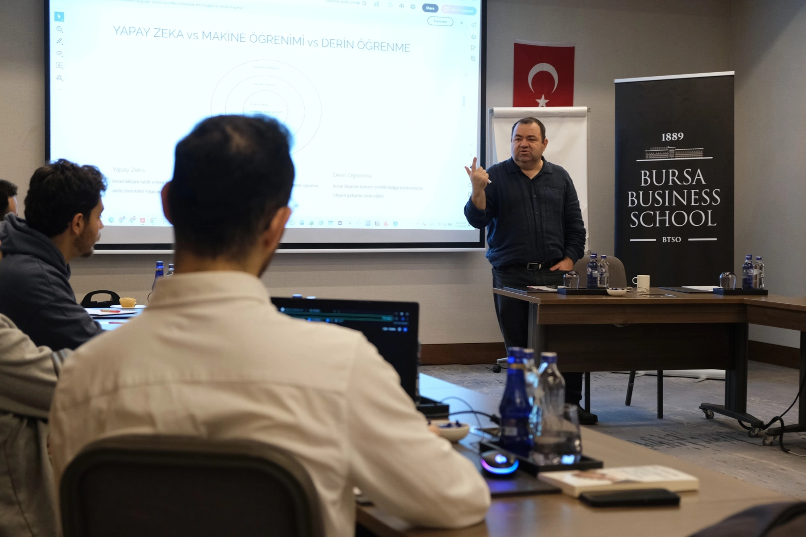 Bursa'da iş dünyasının dönüşümüne yön veriyor 