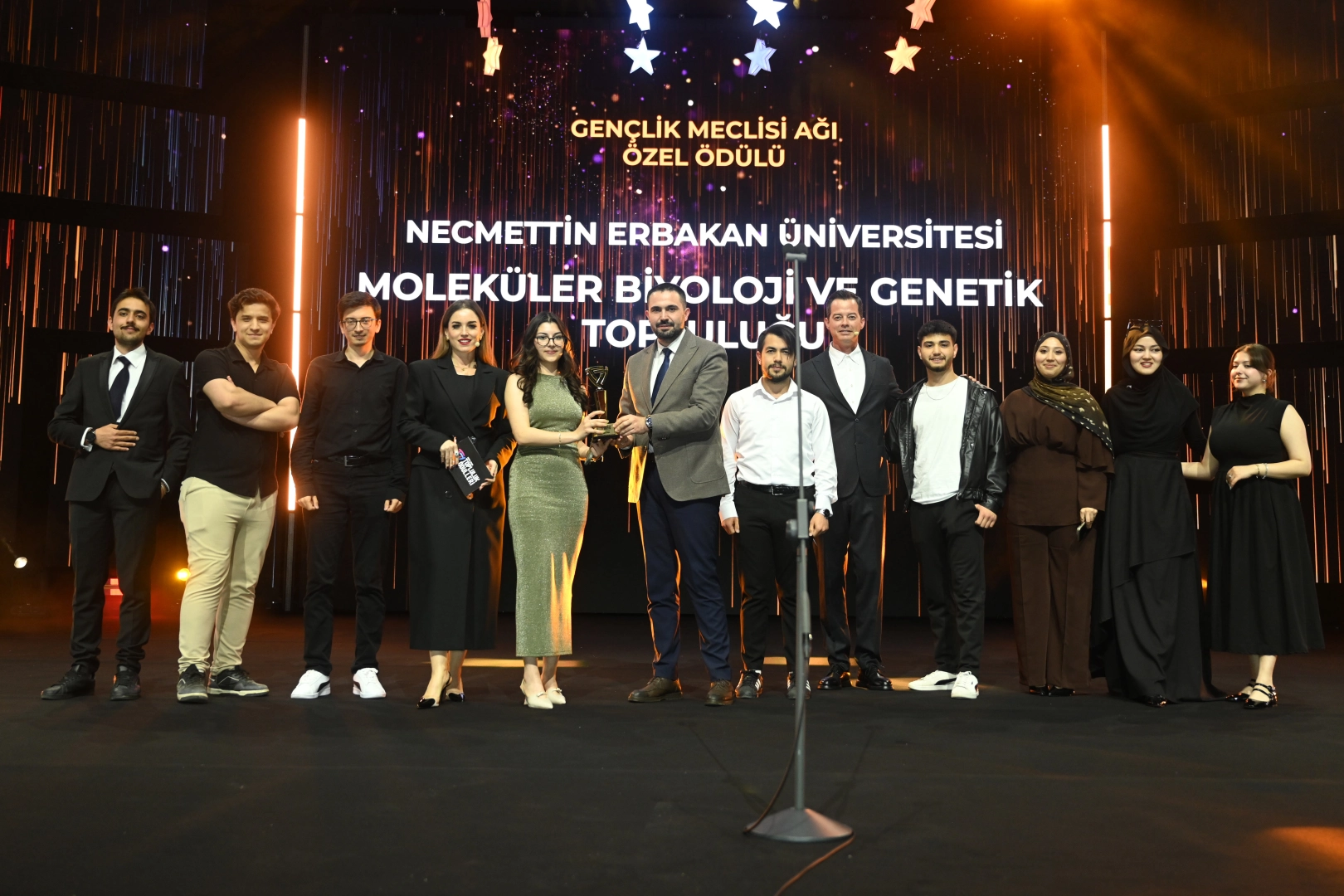 Konya gençliği ödüllendirildi 