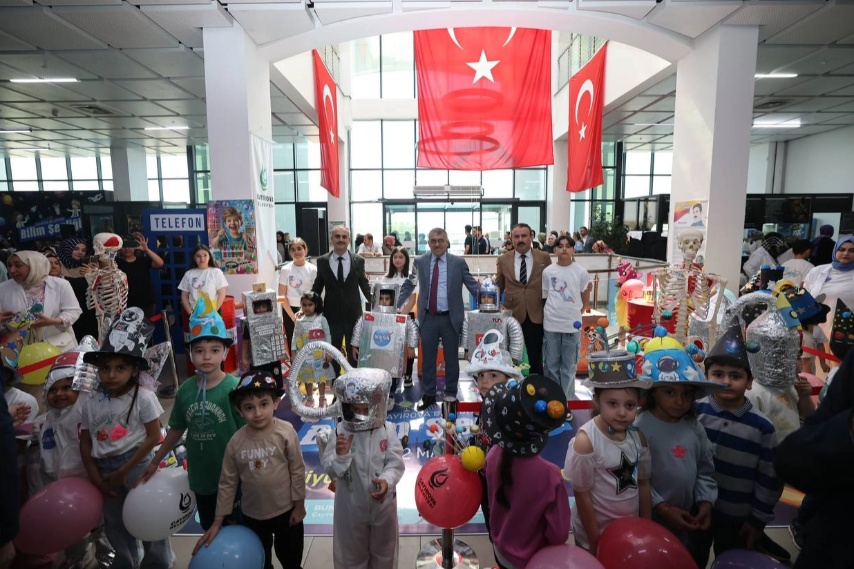 Kocaeli Çayırova'da 2. Bilim Şenliği kapılarını açıyor 