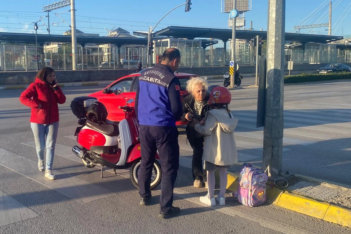 Kocaeli Zabıtası kimseyi yolda bırakmıyor 