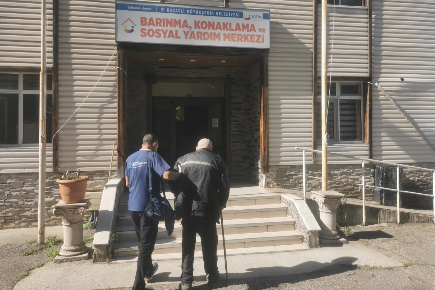 Kocaeli’nde çöp ev dramı sona erdi 