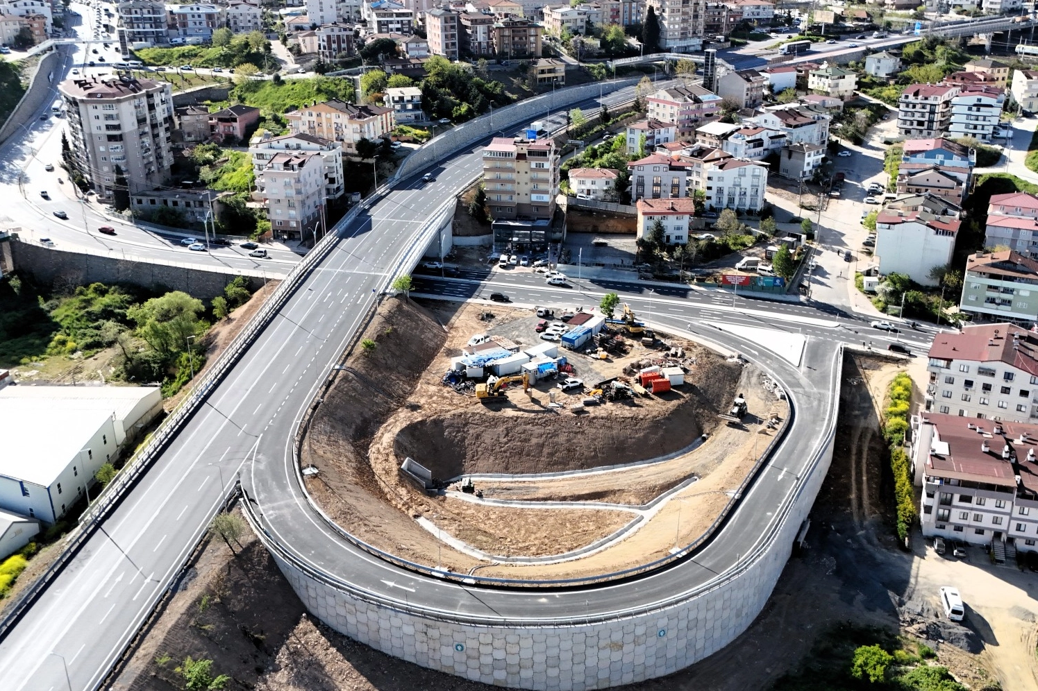 Gebze trafiğine köprülü kavşak hamlesi 