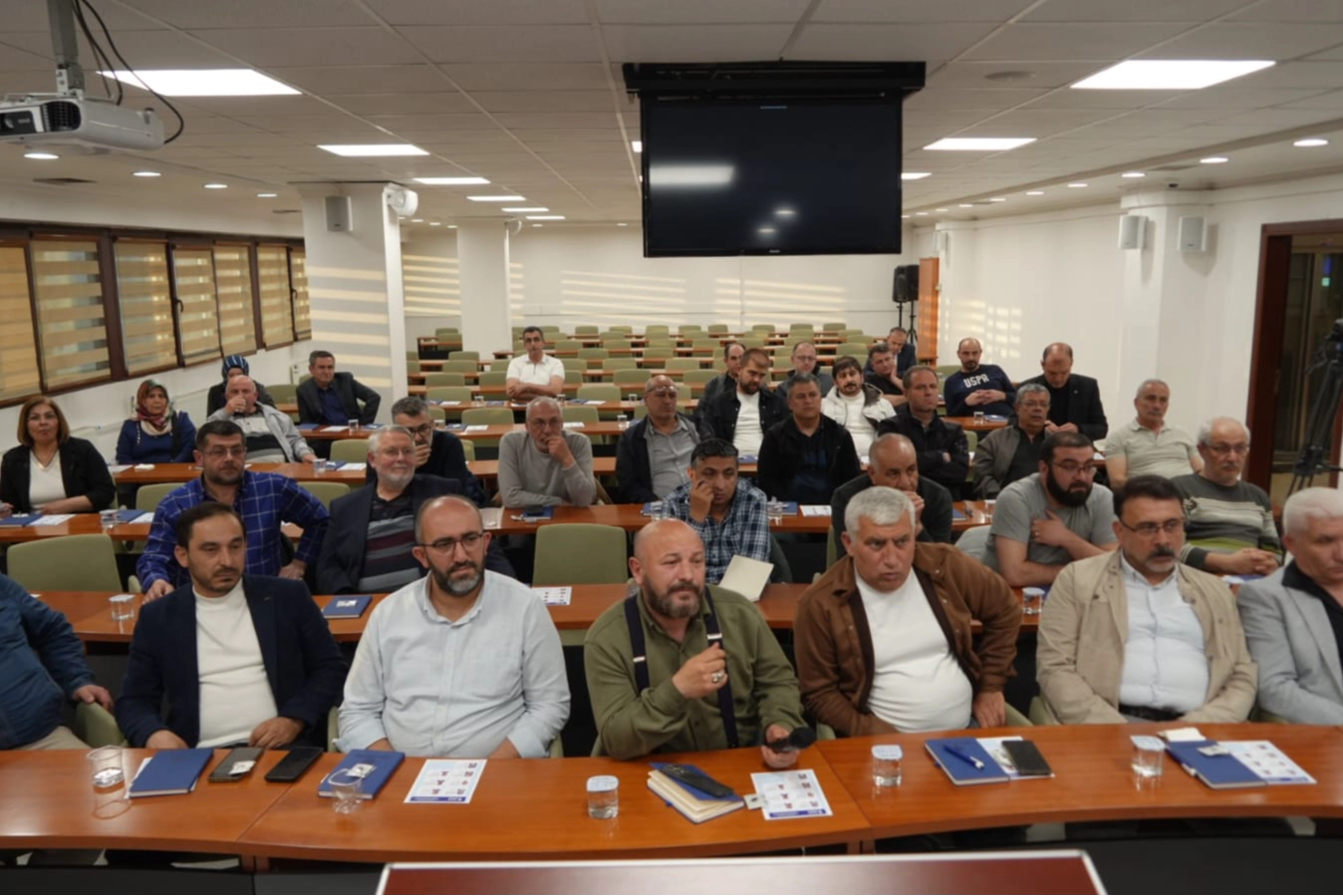 Konya’da perakende sektörü masaya yatırıldı 