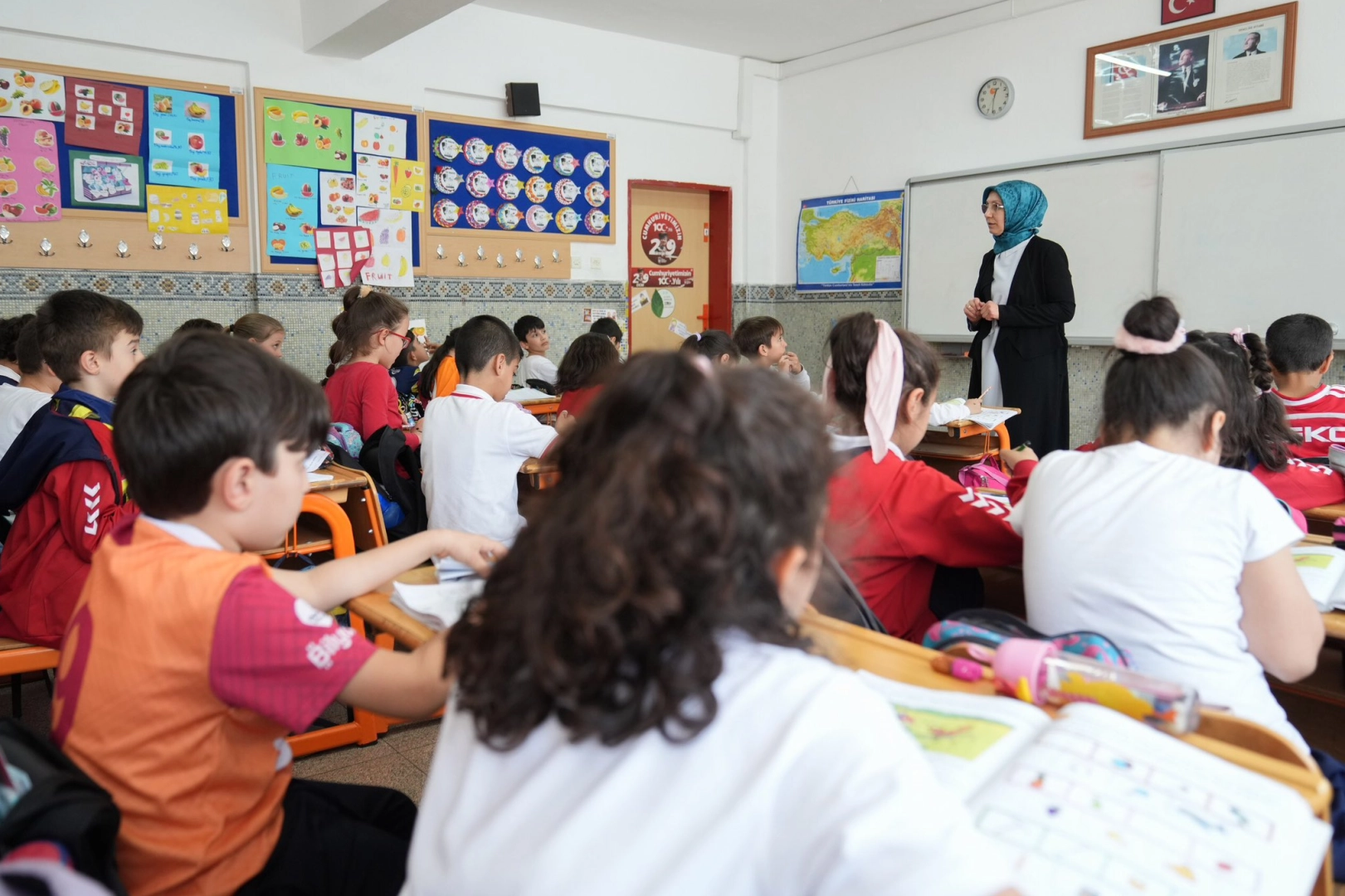 Öğretmenlerin il içi yer değiştirme sonuçları açıklandı 