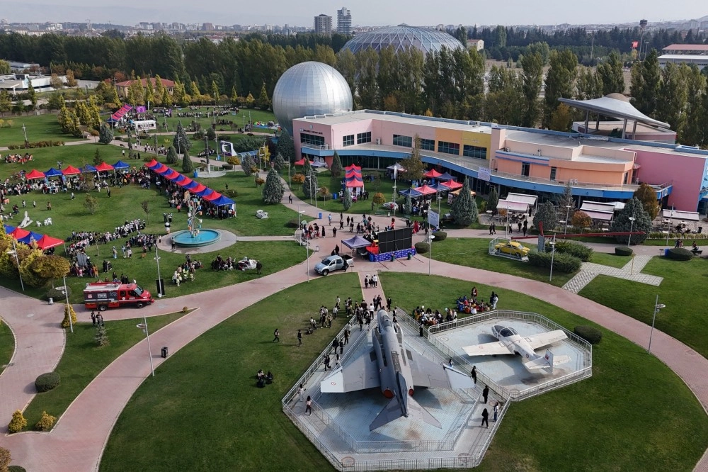 Bilimfest Eskişehir TÜBİTAK onayıyla tarihe geçti 