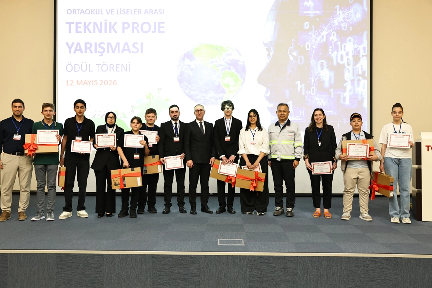 Toyota Sakarya'da genç beyinleri ödüllendirdi 