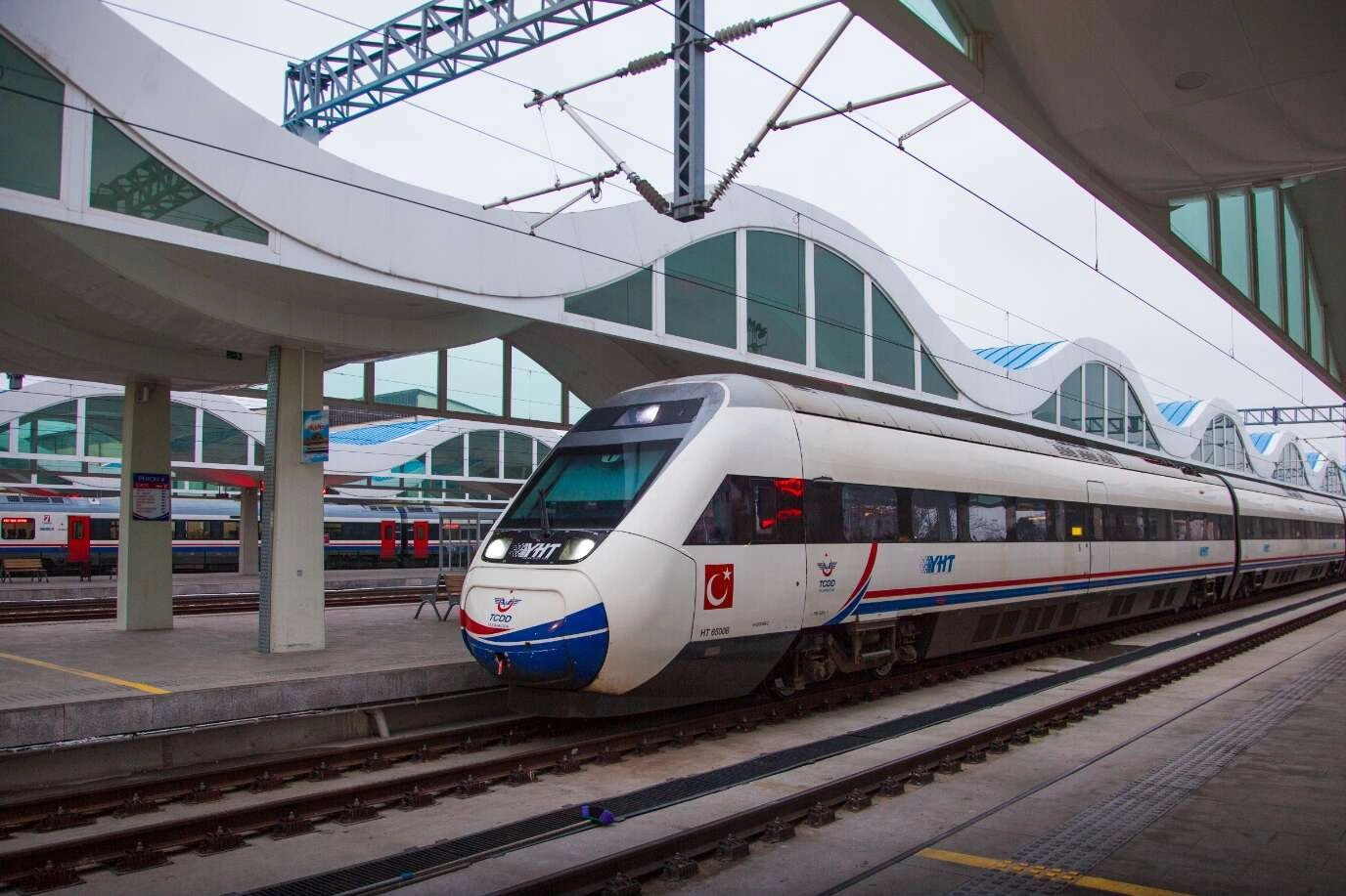 Kurban'da tren seferlerine ek kapasite 