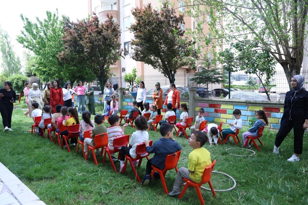 KAYMEK'ten Çocuk Bakım Elemanı kursu 