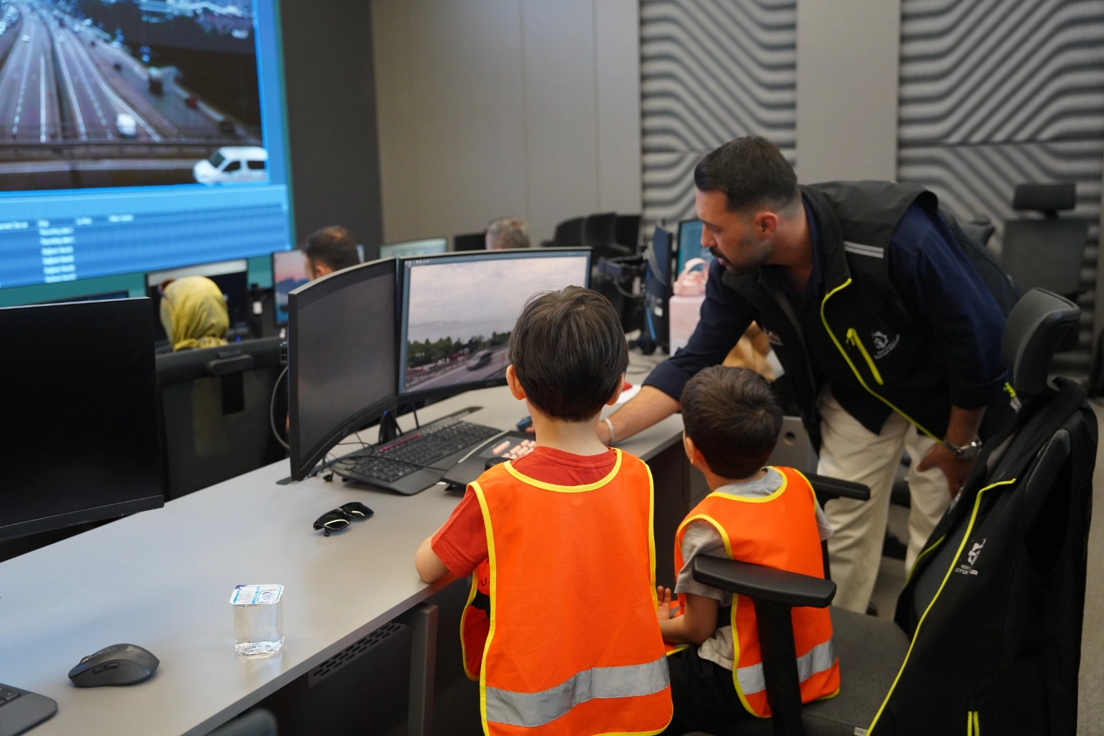 Kocaelili minikler trafik güvenliğini yerinde öğrendi 
