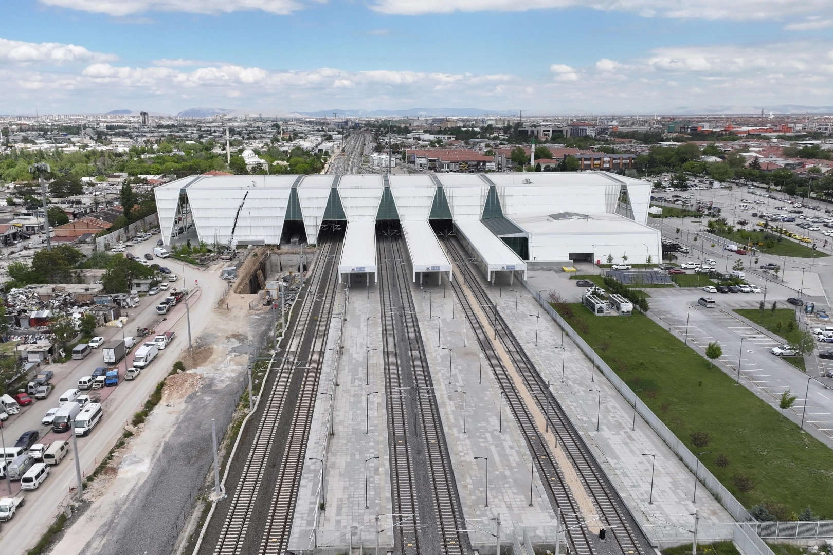 Konya Selçuklu YHT Gar bölgesine Büyükşehir'den aktarma noktası 