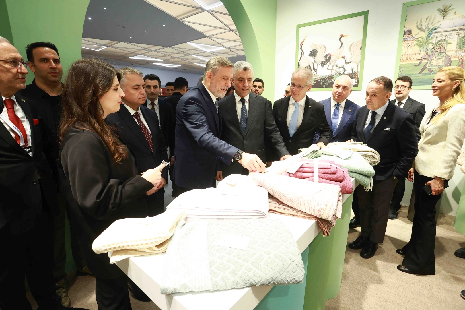 Dünya ev tekstili sektörü HOMETEX’te buluştu 