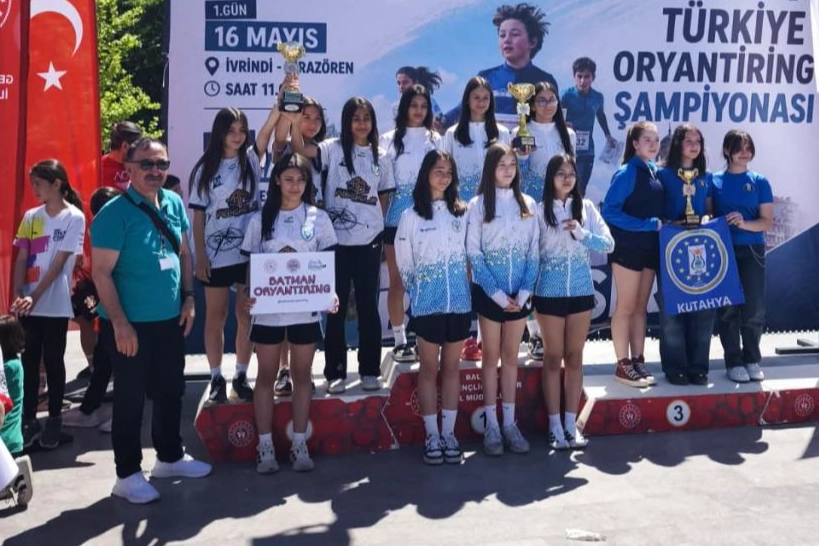 Kütahya Belediyespor U14 Oryantiring’de Türkiye üçüncüsü 