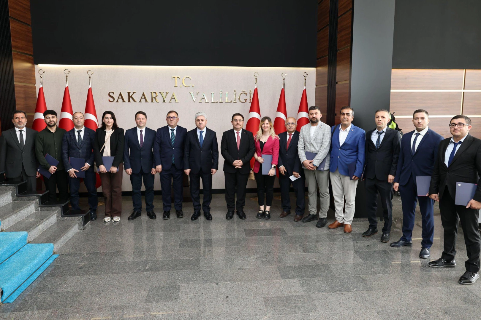 Sakarya'da geleceğin araç teknoloji eğitimlerini alan öğretmenler sertifikalandı 