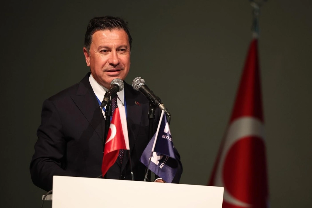 Kıyı Belediyeleri'nde 'Aras' güven tazeledi 