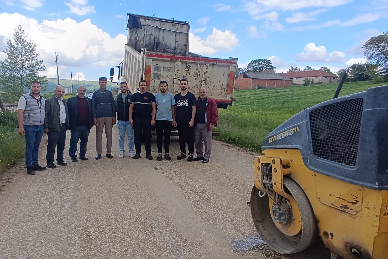 Bayram öncesi kırsalda yol seferberliği 