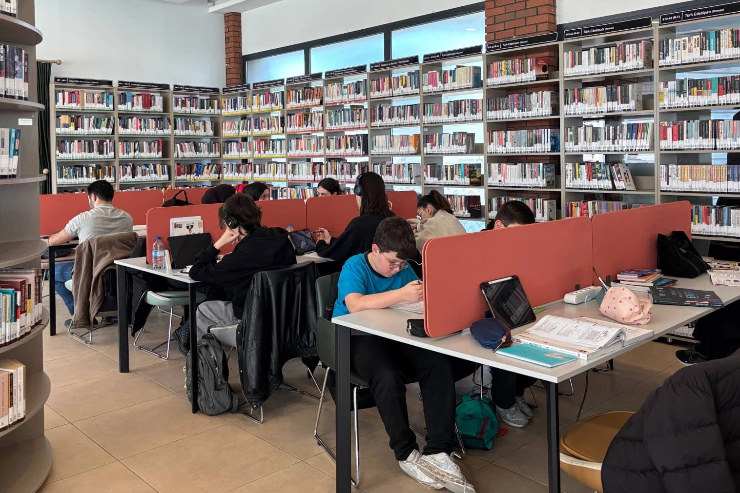 İzmit Millet Kütüphanesi bayramın ilk günü açık 