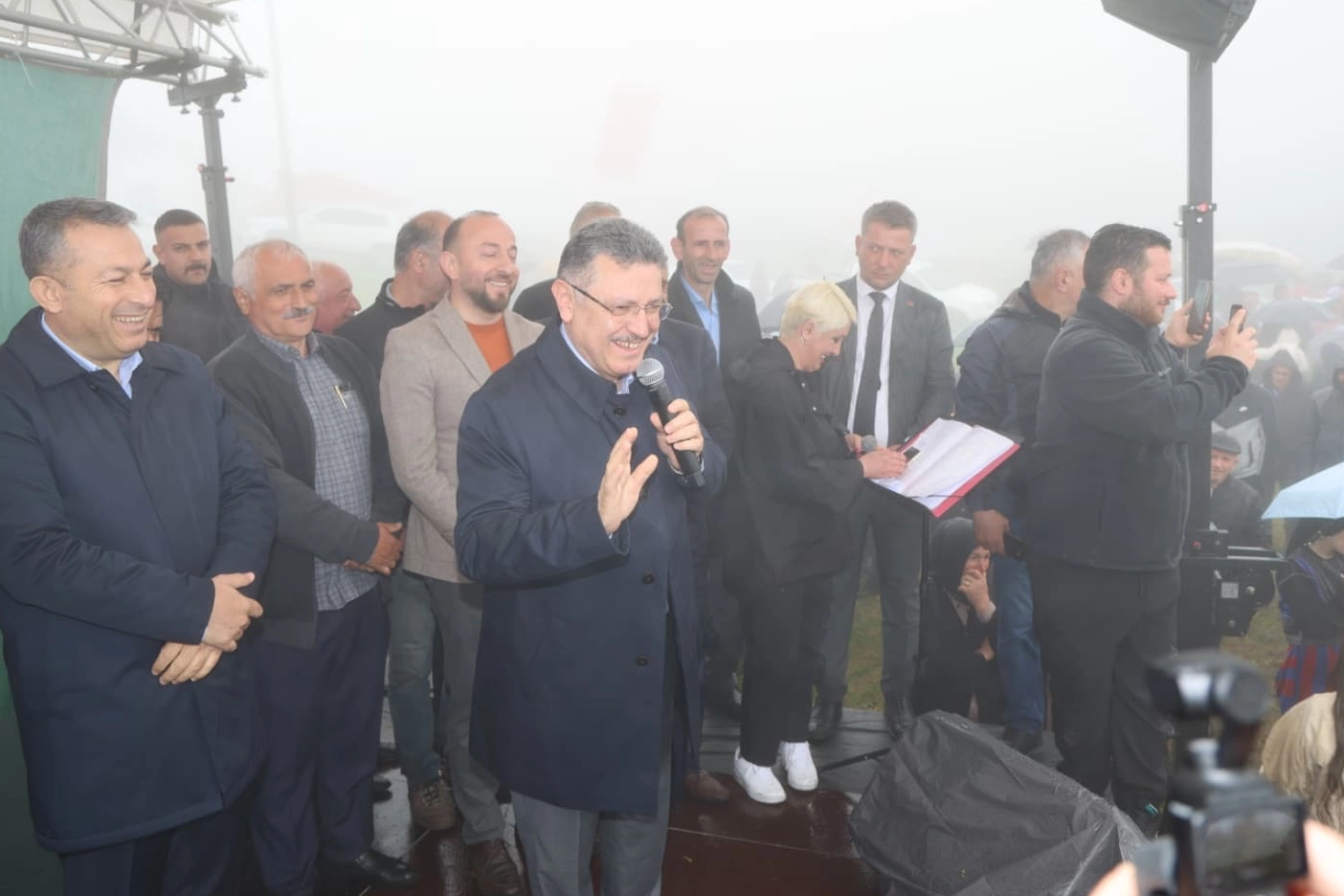 Trabzon Kavalık Yaylası’nda bahar şenliği ve yol müjdesi 