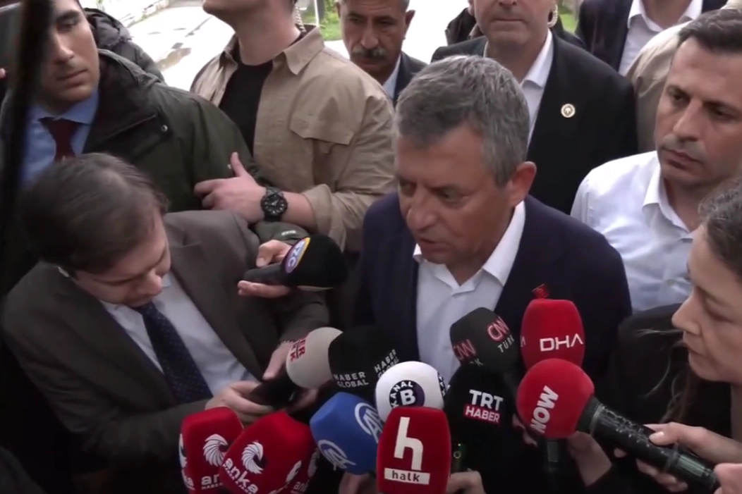 Özgür Özel: CHP’yi 3. kez açmak için savaşacağım 