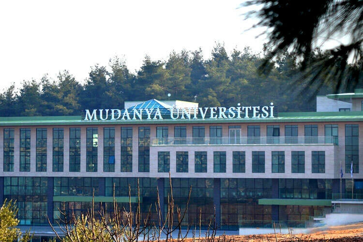 Mudanya Üniversitesi’nde 'Uzaktan Eğitim Merkezi' kuruldu 