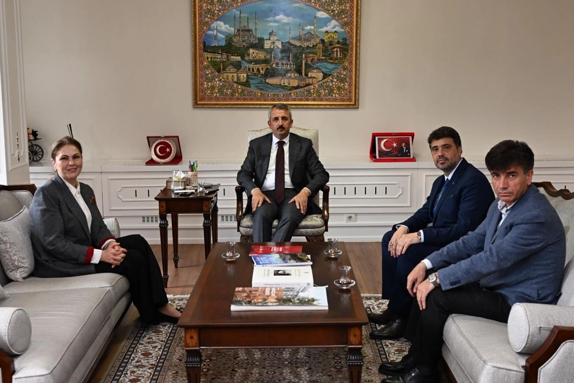 Edirne ve Keşan'ın projelerini Vali Sezer'le görüştüler 