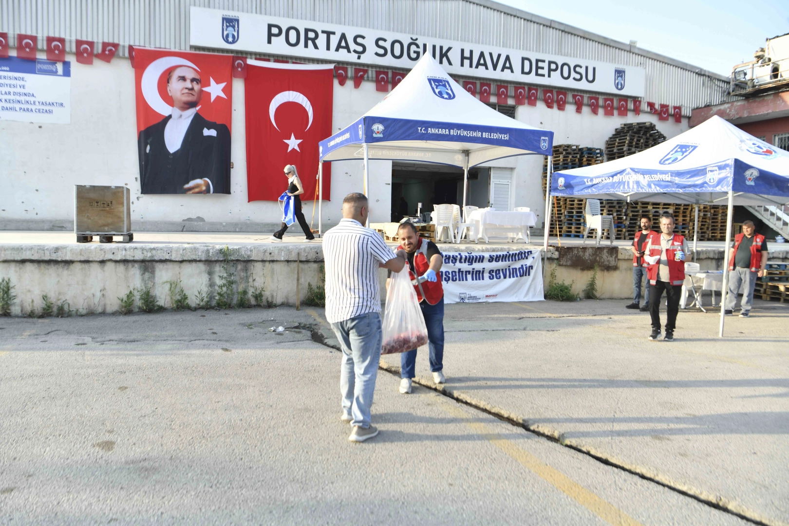 Ankara'da bayram dayanışması büyüyor 