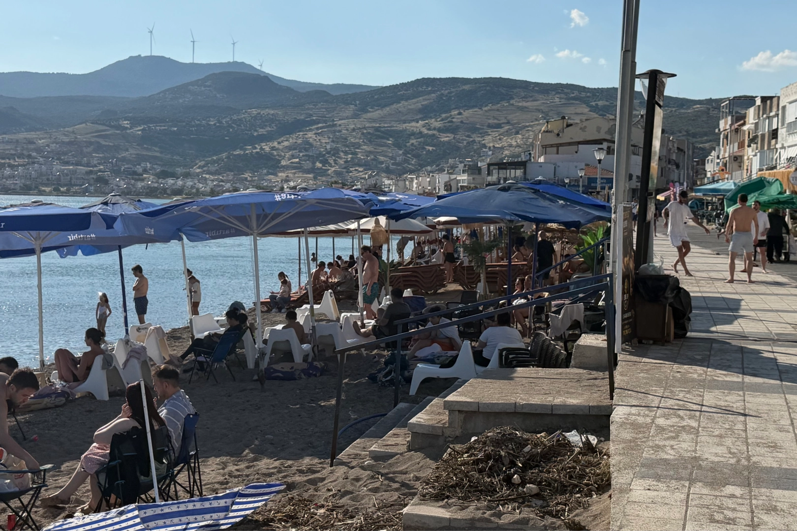Dikili Çandarlı sahillerinde 'işgal' tartışması 