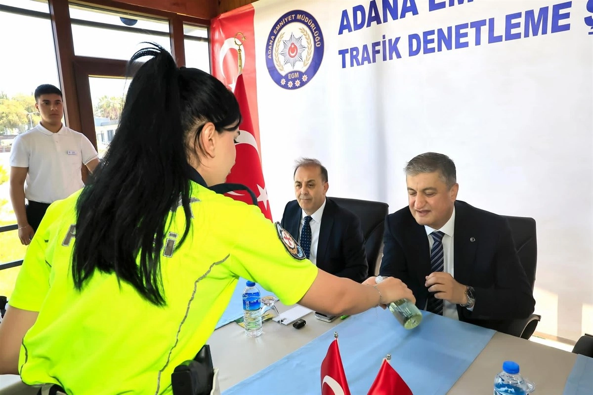 Adana bayram için teyakkuz halinde 