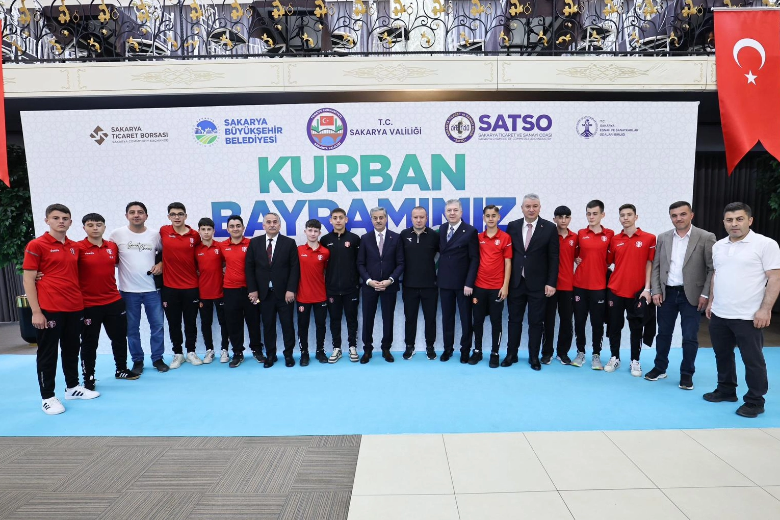 Sakarya Büyükşehir'den bayram kutlaması 
