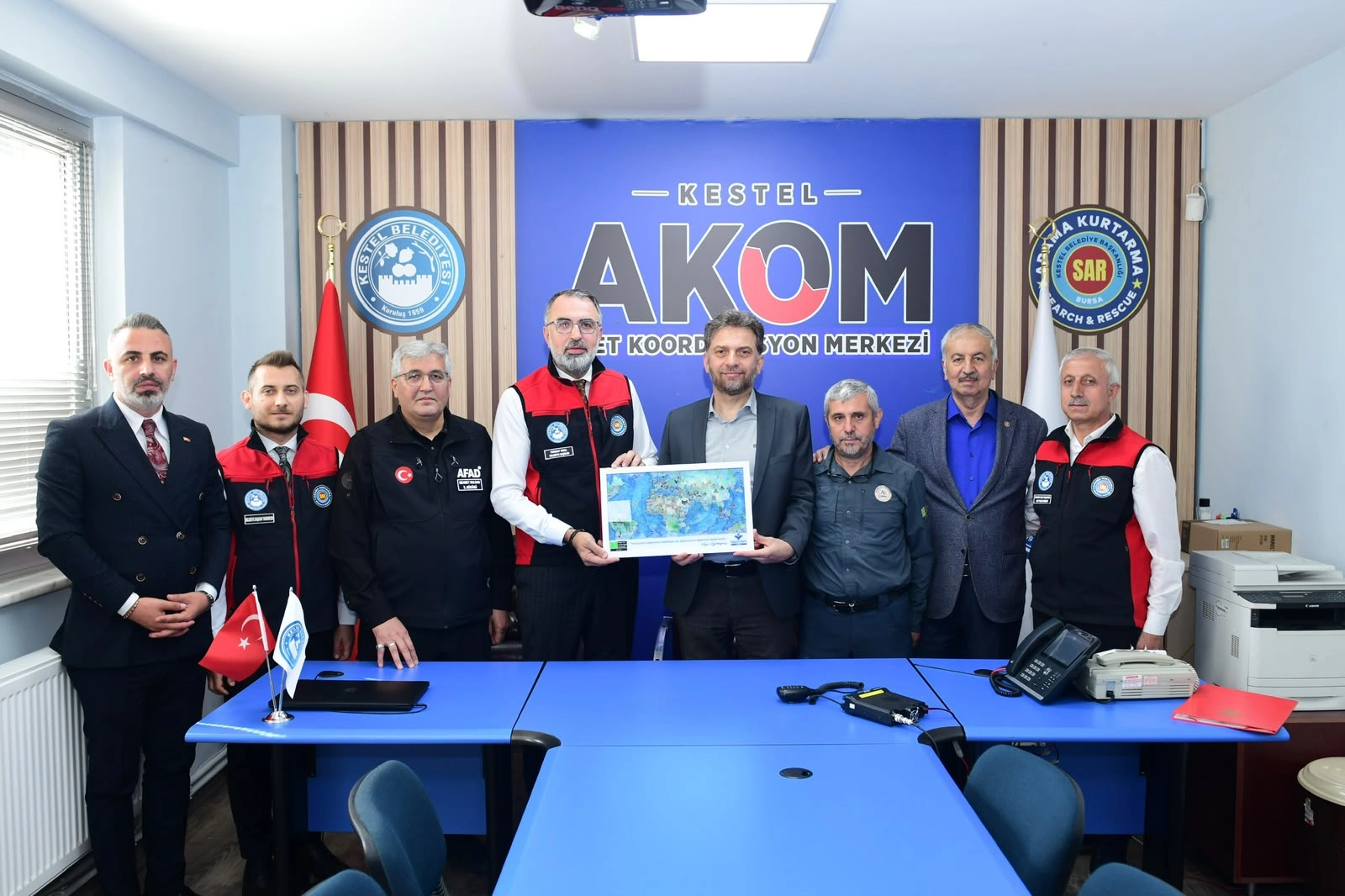 Bursa Kestel’de afetlere karşı güç birliği 