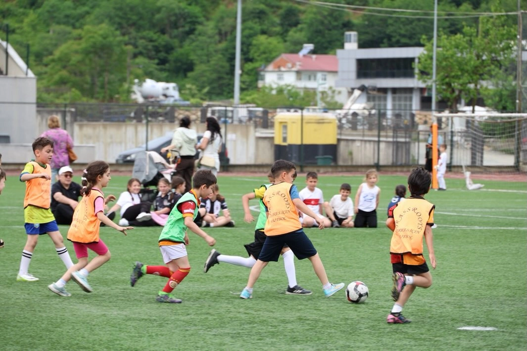 Arhavi’de 'herkes için futbol etkinliği'ne büyük ilgi 
