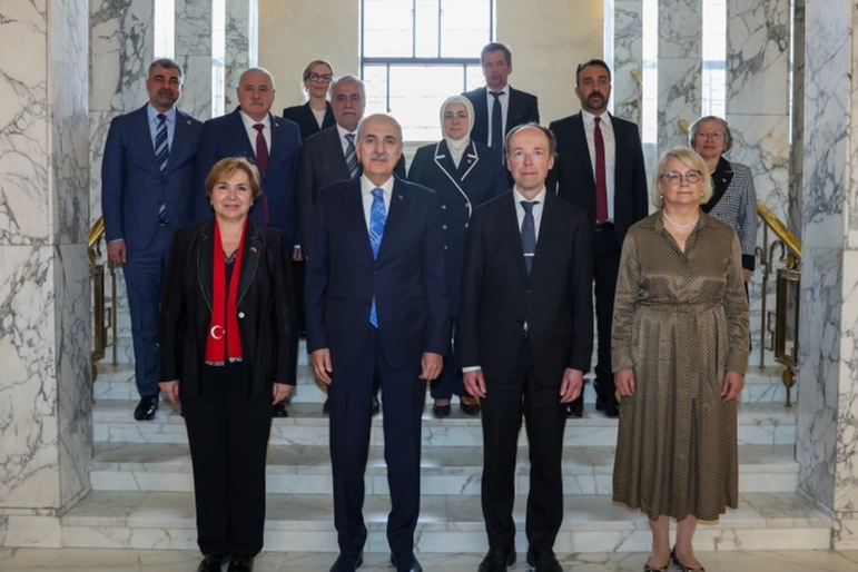 TBMM Başkanı Kurtulmuş, NATO ve bölgesel barış mesajları verdi 
