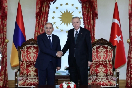 Cumhurbaşkanı Erdoğan, Paşinyan ile görüştü 