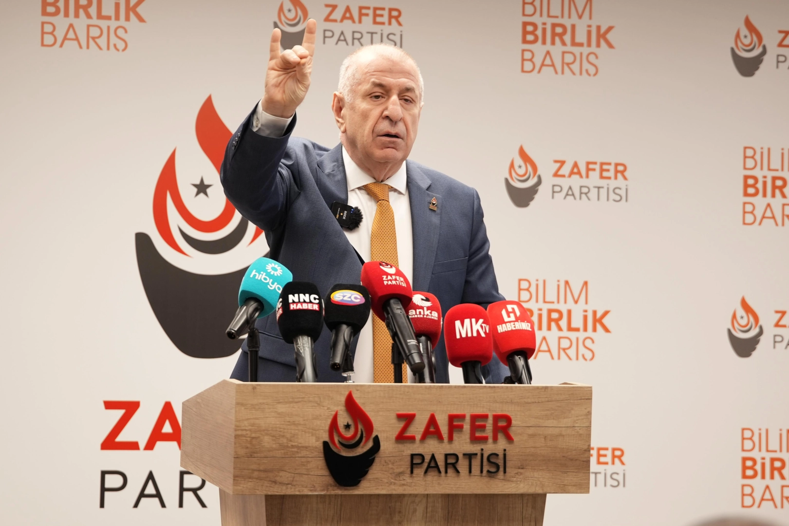 Ümit Özdağ: Türkiye’de mutlak butlan kadar mutlak yoksulluk da var 