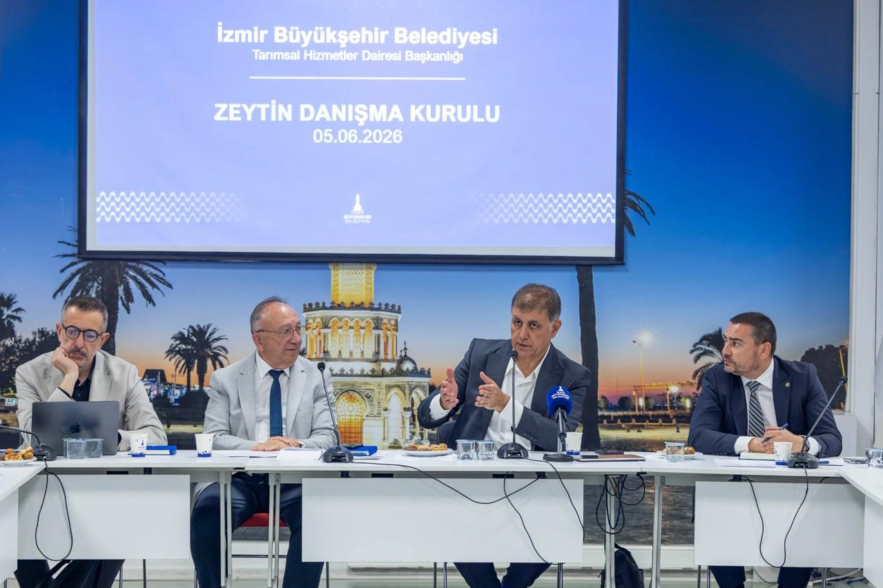 Başkan Tugay: Zeytinin değerini ekonomiye yansıtmalıyız 