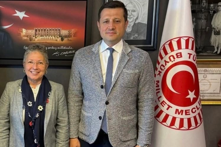 CHP’li Yontar’dan Başkan Vahap Akay’a açık destek 