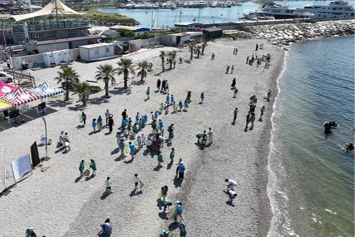 İstanbul Beylikdüzü'nde deniz dibi ve kıyı temizliği 