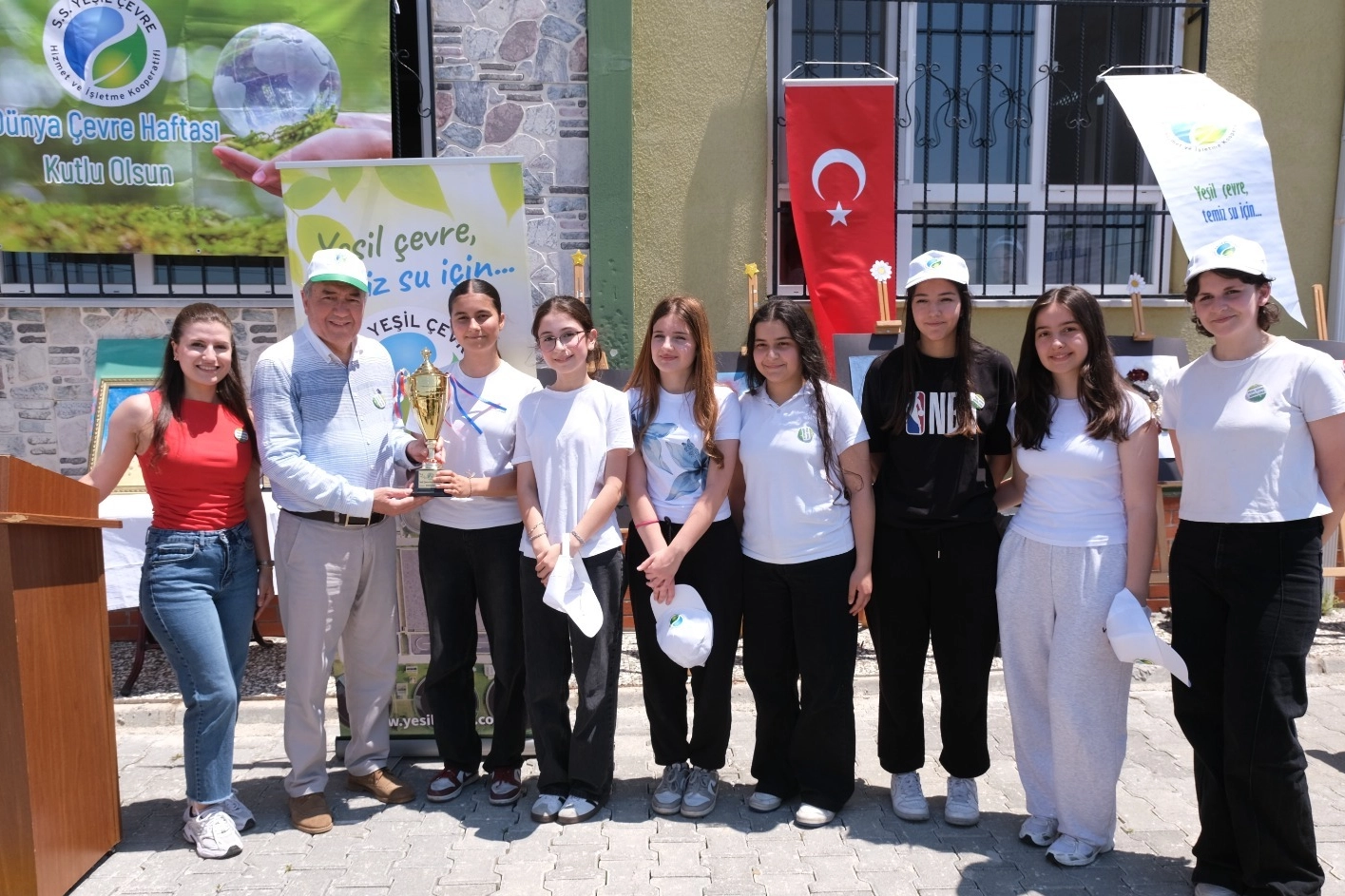 Yeşil Çevre’den gençlere geri dönüşüm bilinci 