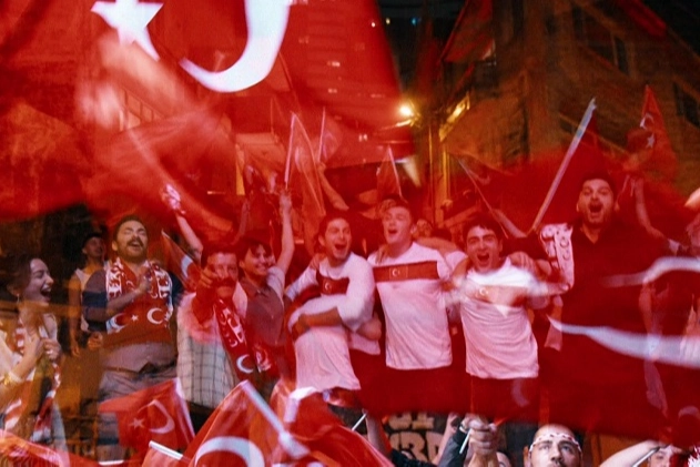 Altı Üstü İstanbul'dan A Millilere destek 