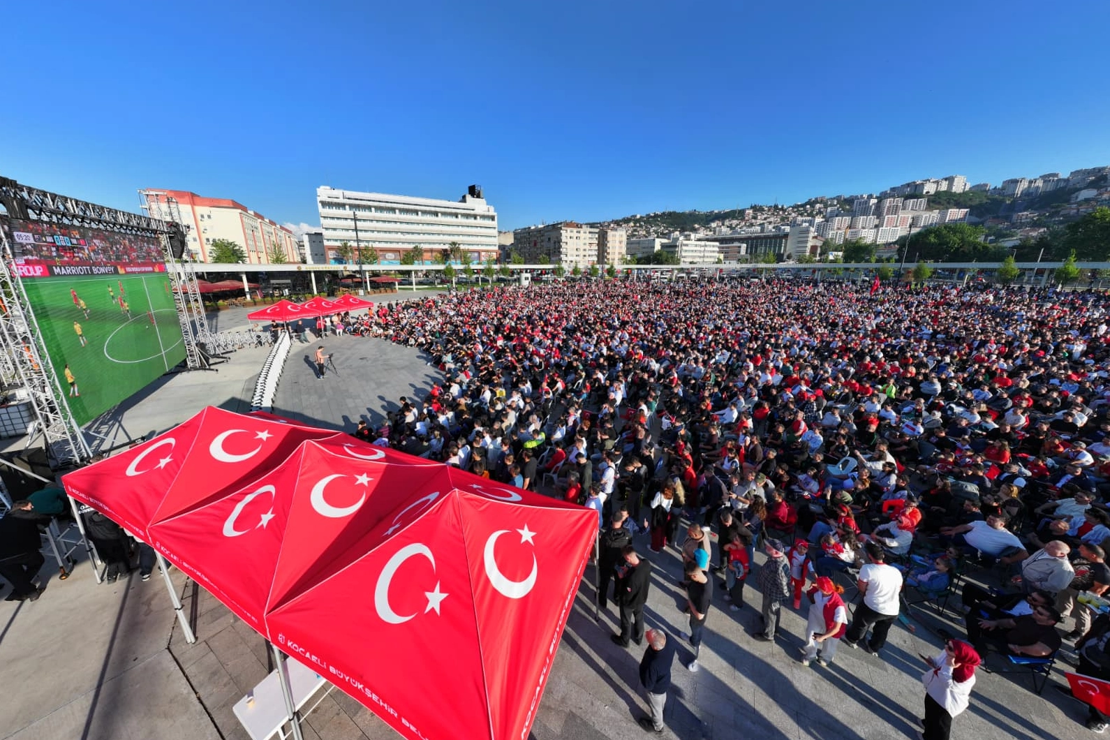 Kocaeli Milli İrade'de tek ses, tek yürek oldu 