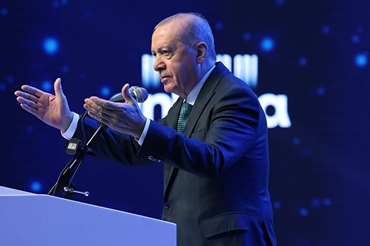 Erdoğan: Rakiplerimiz koltuk kavgasında, biz Türkiye’yi geleceğe hazırlıyoruz 