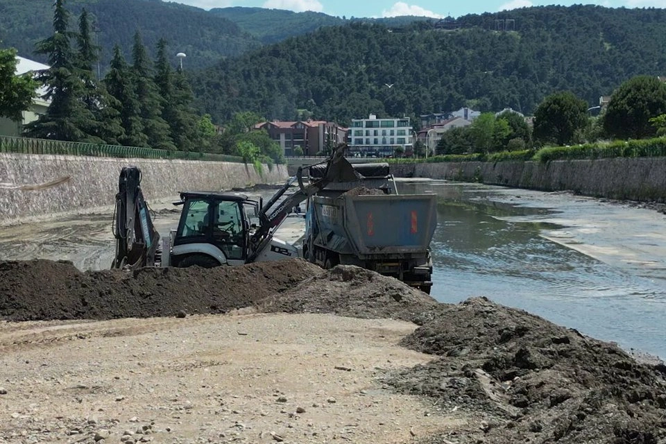 Bursa Nilüfer Çayı’nda temizlik çalışmaları tamamlandı 