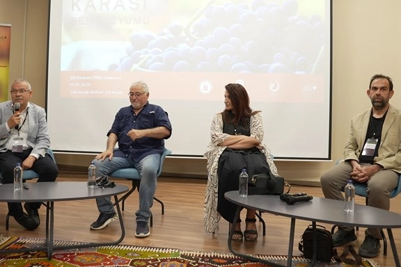 Çal Karası Sempozyumu, bağcılık mirasını bilim ve turizmle buluşturdu 