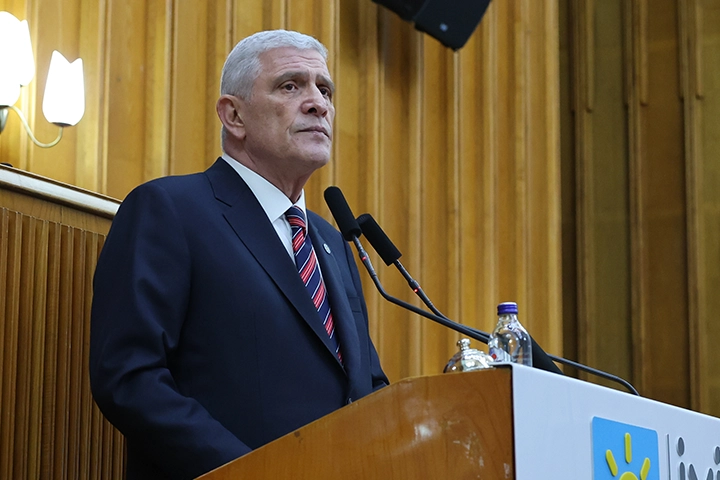 Dervişoğlu’ndan NATO Zirvesi tedbirlerine eleştiri... “Türkiye, vatandaşına yabancı muamelesi yapmak zorunda değil 