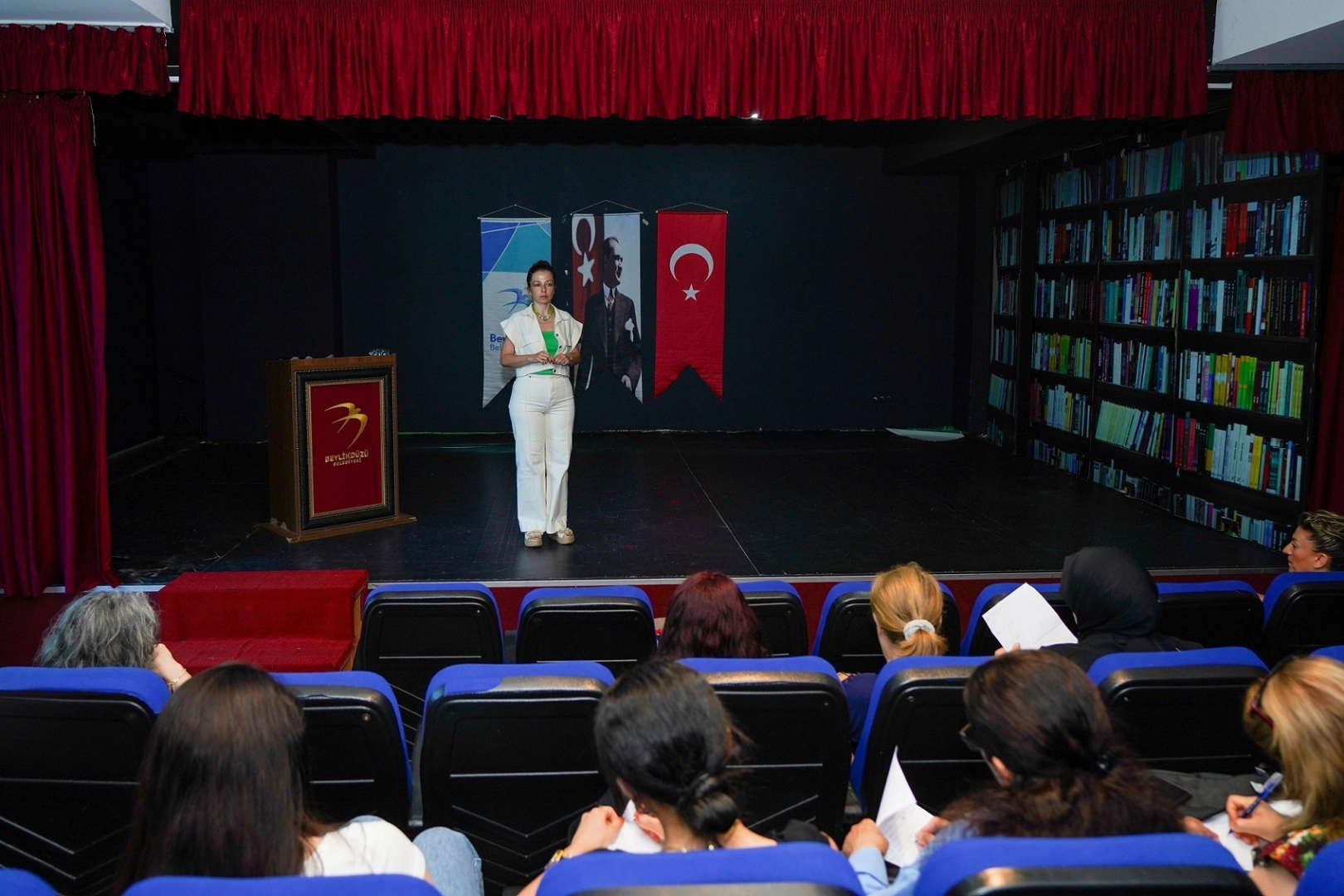 İstanbul Beylikdüzü’nde muhasebe eğitimi sertifika töreni 