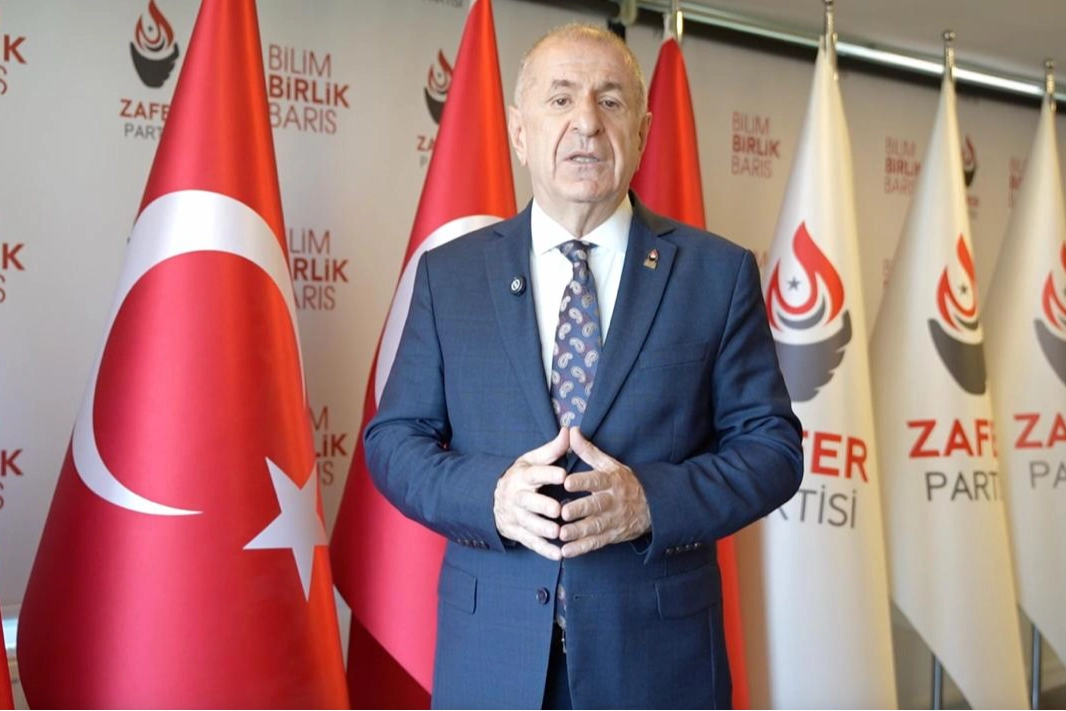 Ümit Özdağ: “Süreç, teröre teslimiyet sürecine dönüşmüştür” 