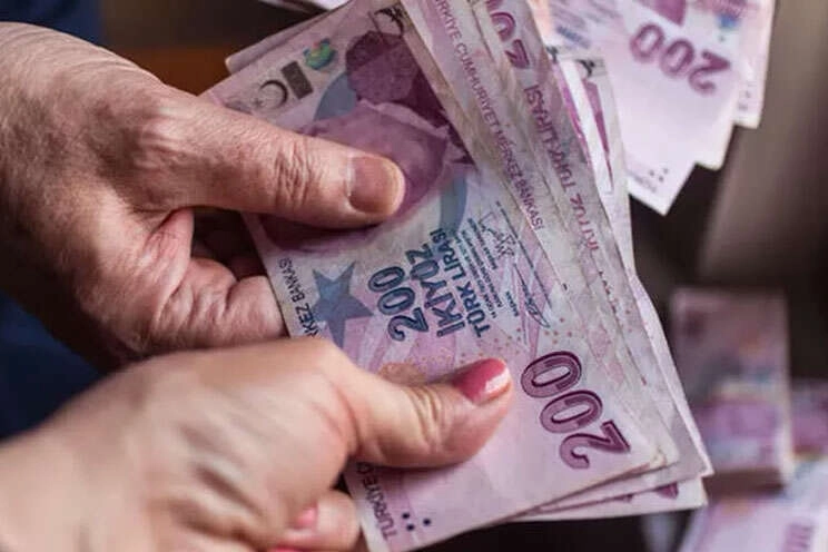 Temmuz ayı yaşlı ve engelli aylıkları hesaplarda 