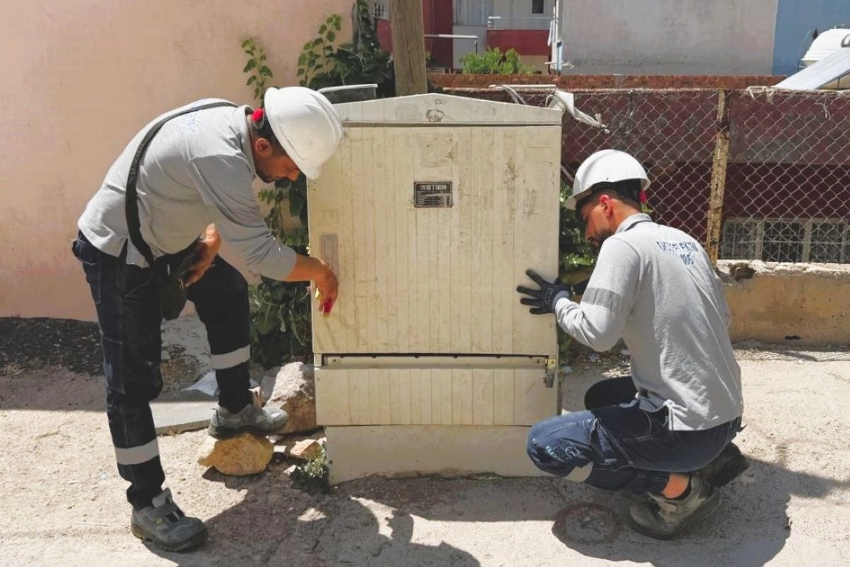 Mardin’de 2 bin elektrik panosuna zarar verildi 